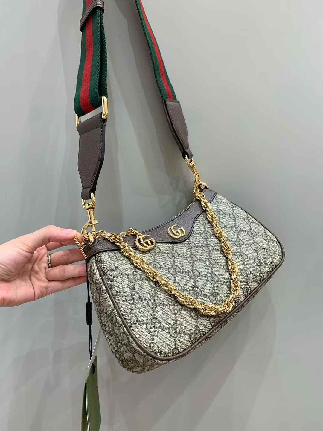 Gucci Ophidia small shoulder bag view 5