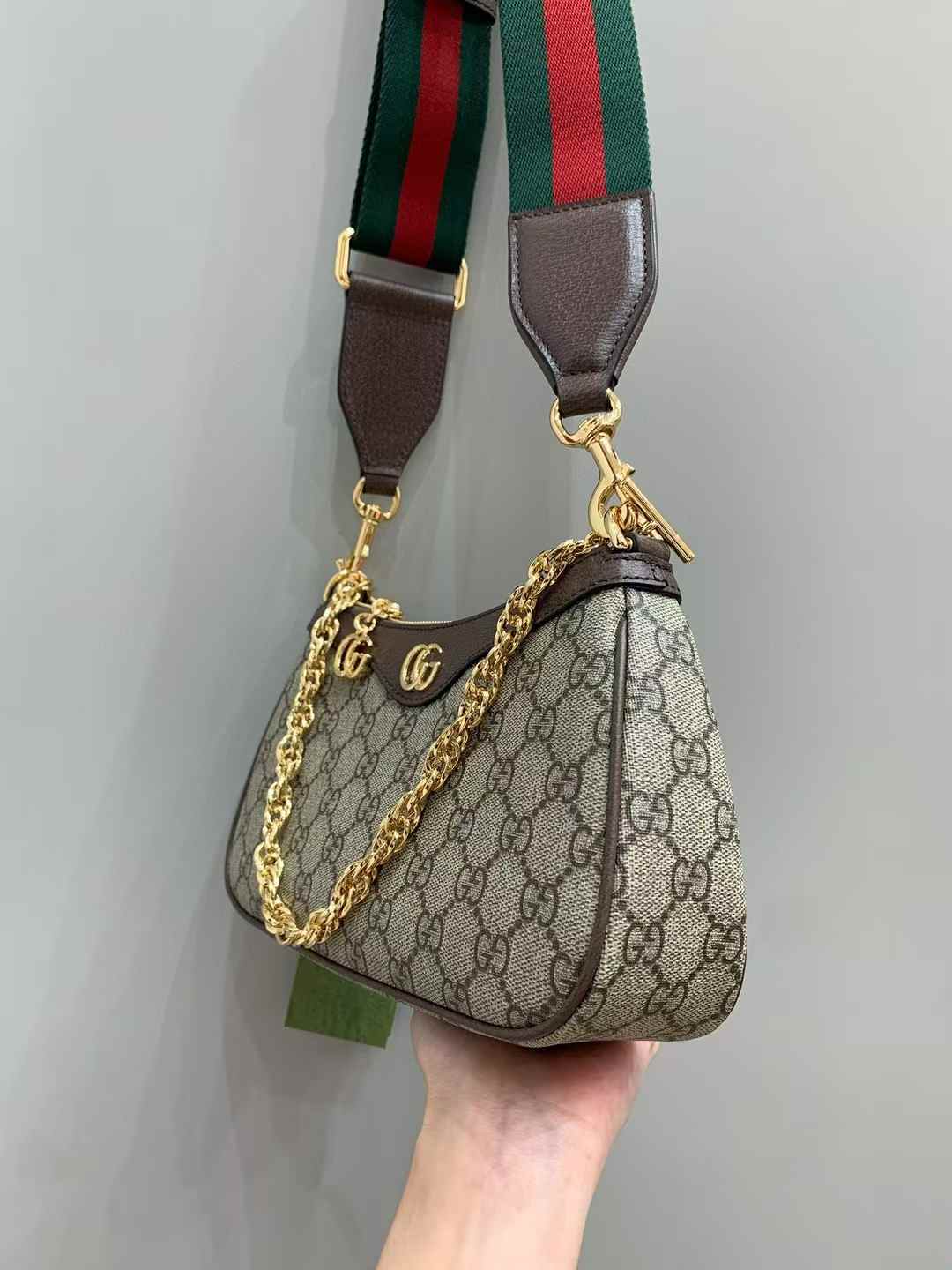 Gucci Ophidia small shoulder bag view 7