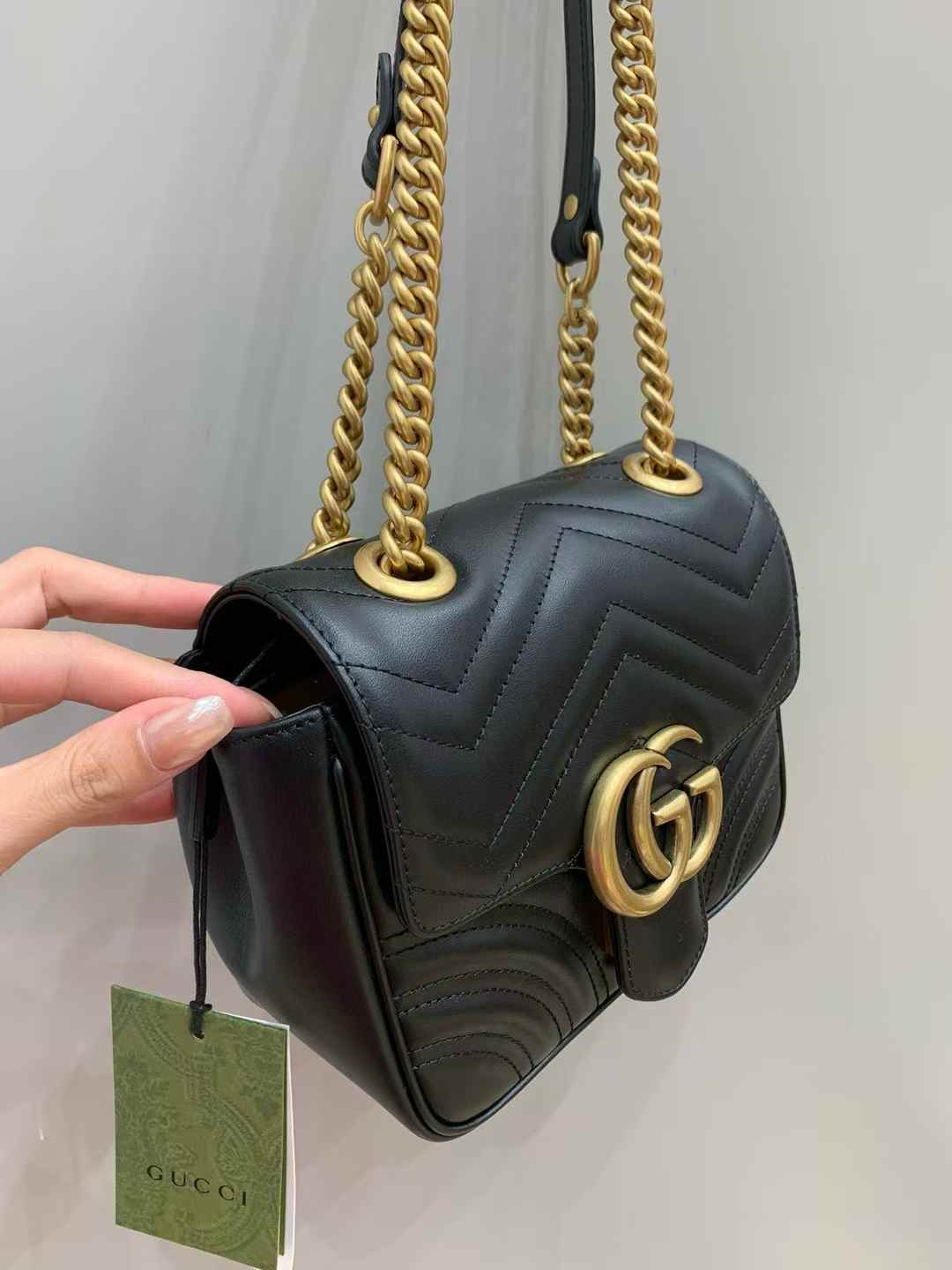 Gucci GG Marmont small shoulder view 4