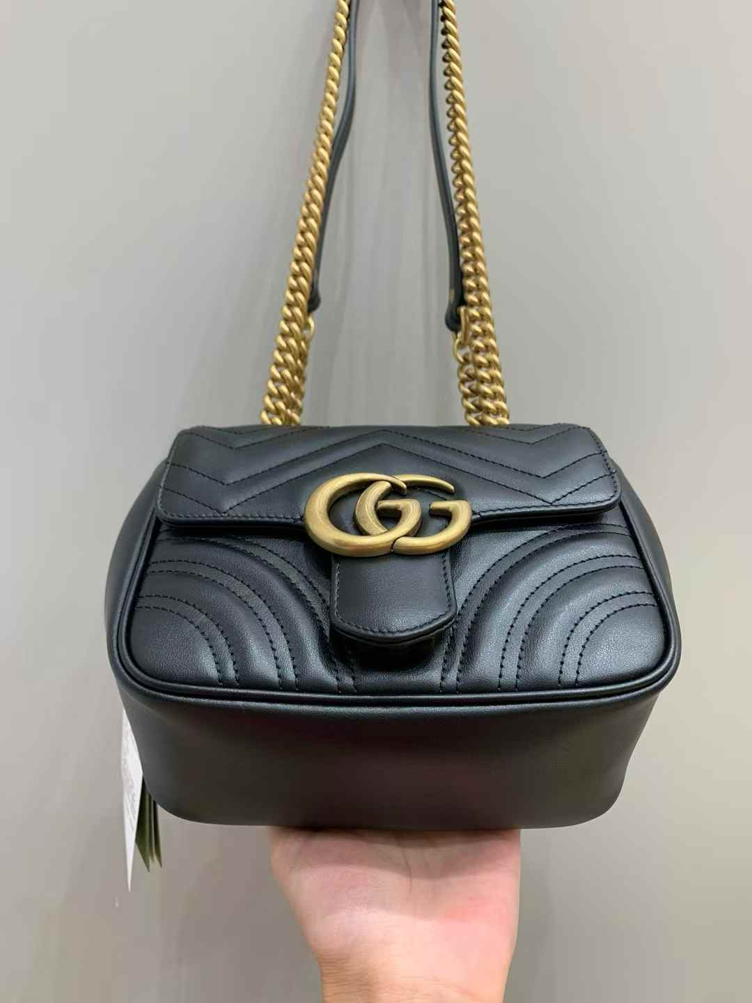 Gucci GG Marmont small shoulder view 6