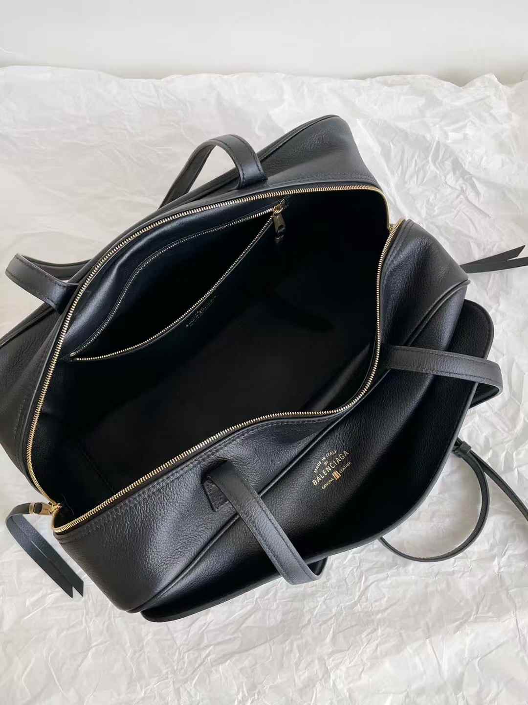 Balenciaga Women’s Carrie Bowling Bag Medium in Black view 8