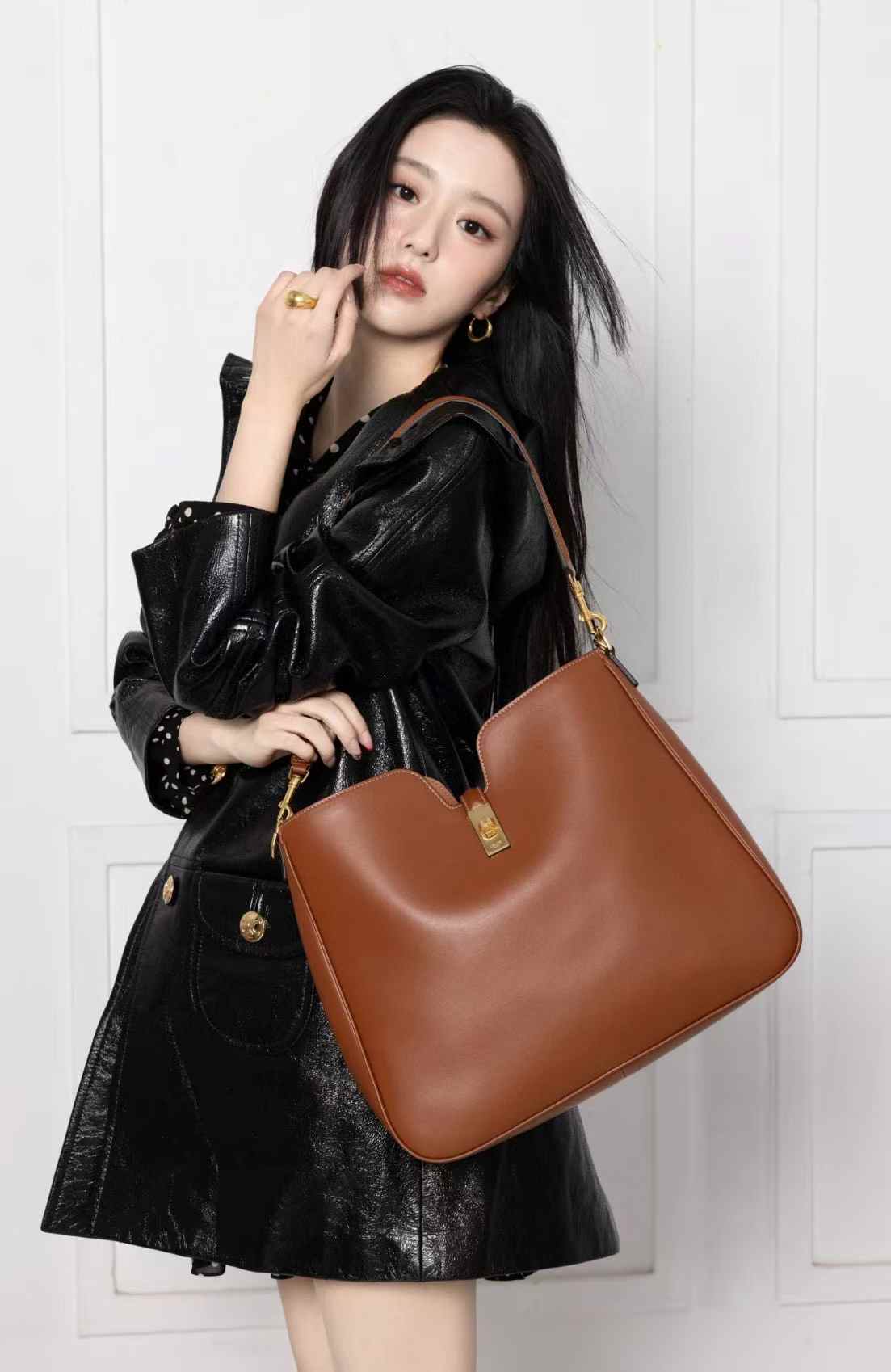 Celine Celline Medium Camille 16 Soft Bag In Smooth Calfskin view 8