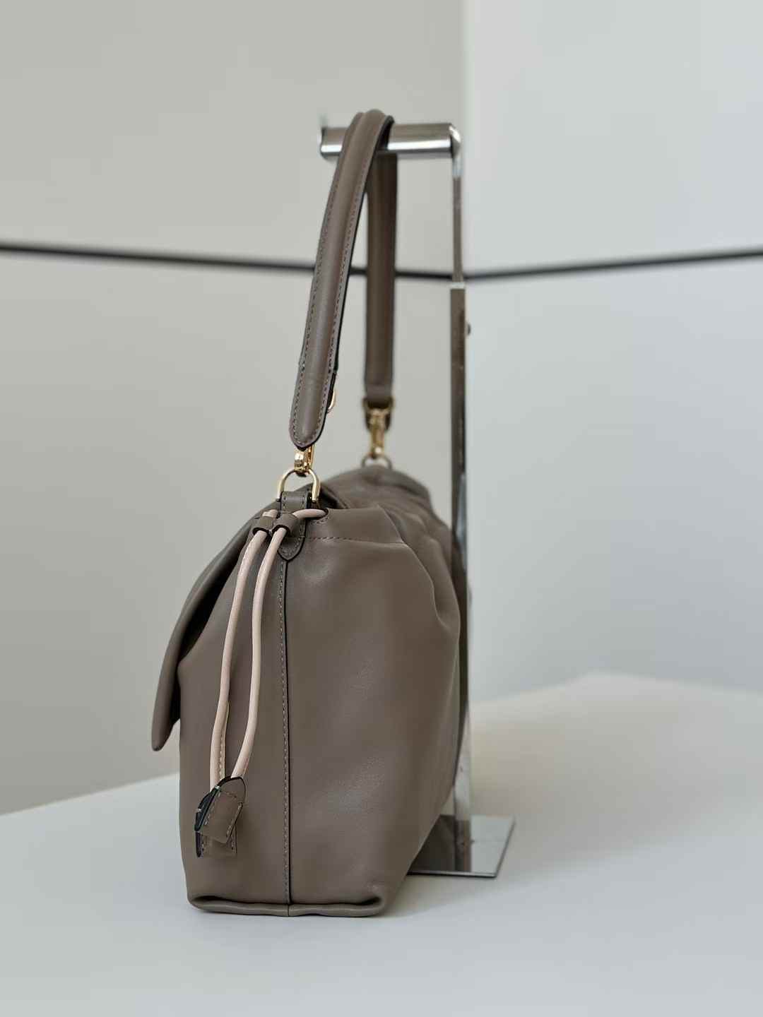 Fendi Mamma Baguette Large view 2