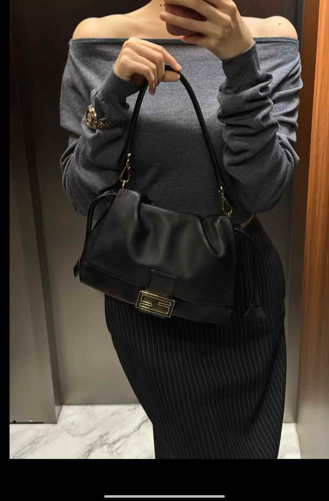 Fendi Mamma Baguette Large view 9