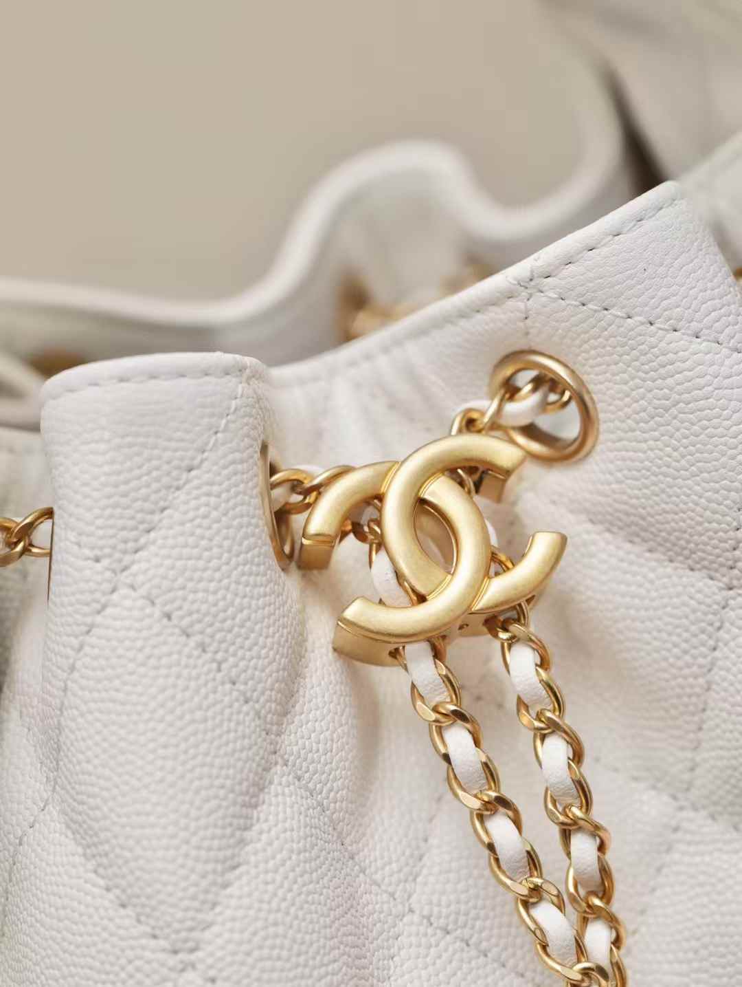 Chanel 25 Small Handbag view 4