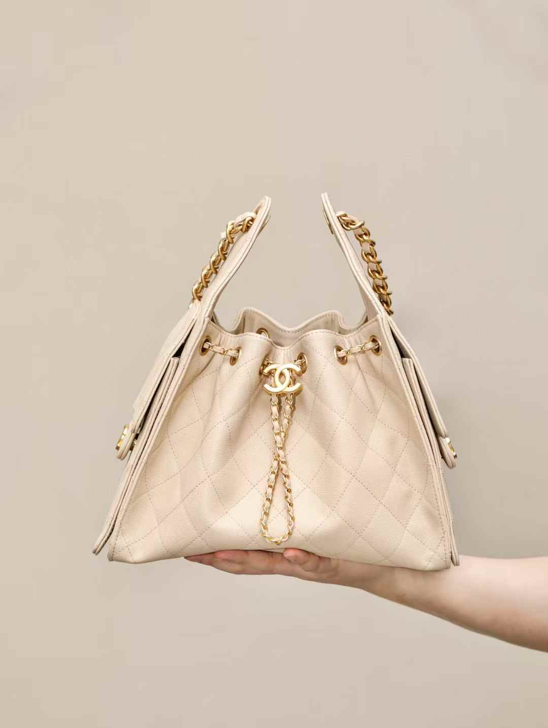 Chanel 25 Small Handbag view 1