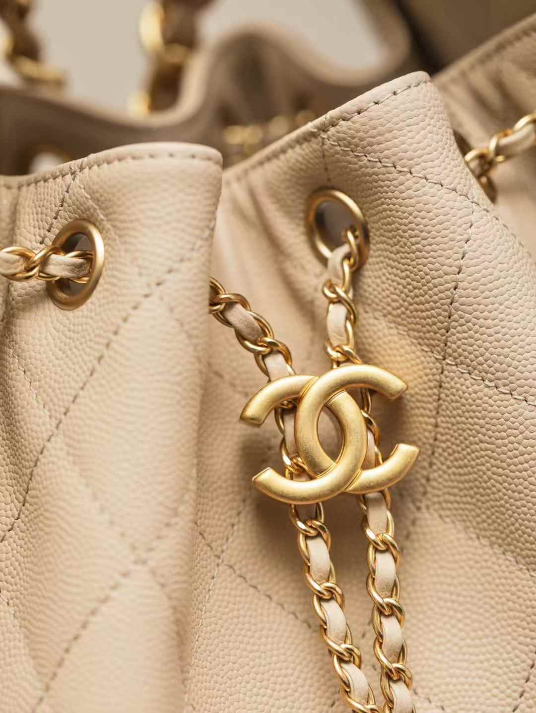 Chanel 25 Small Handbag view 4