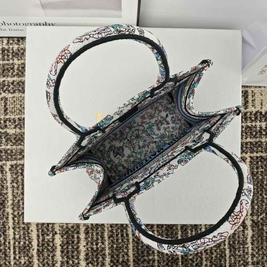Dior Book Tote view 3