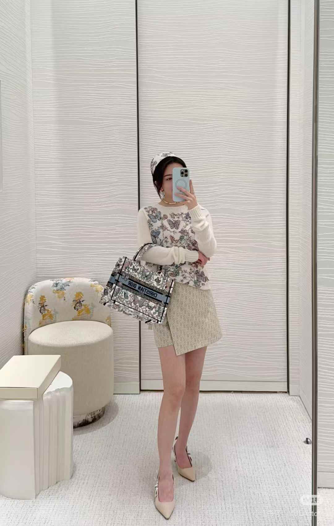 Dior Book Tote view 9