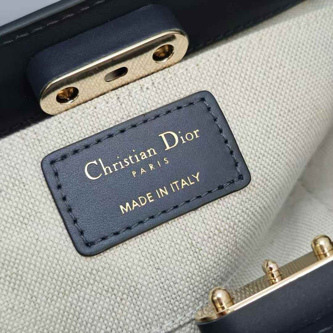 Dior Key Bag view 6