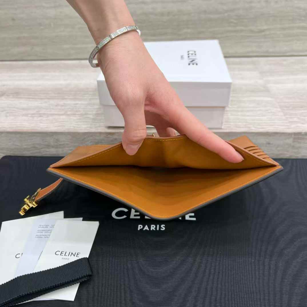 Celine Fine Wallet Victoire In Supple Grained Calfskin view 7