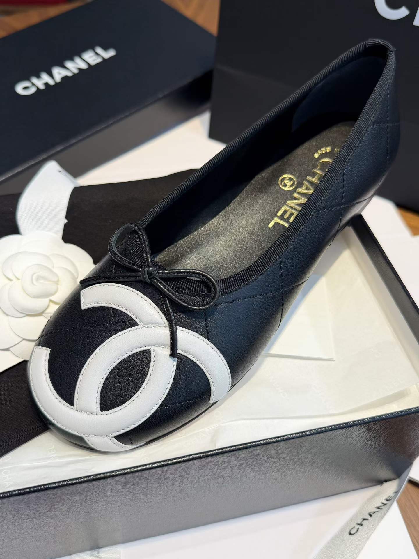 Chanel 26C Kangpeng ballet shoes view 12