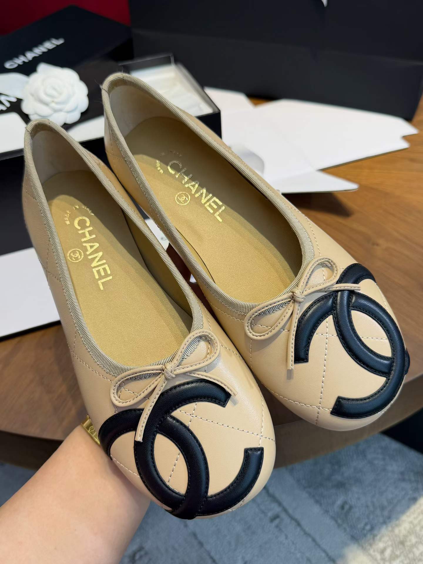 Chanel 26C Kangpeng ballet shoes view 4