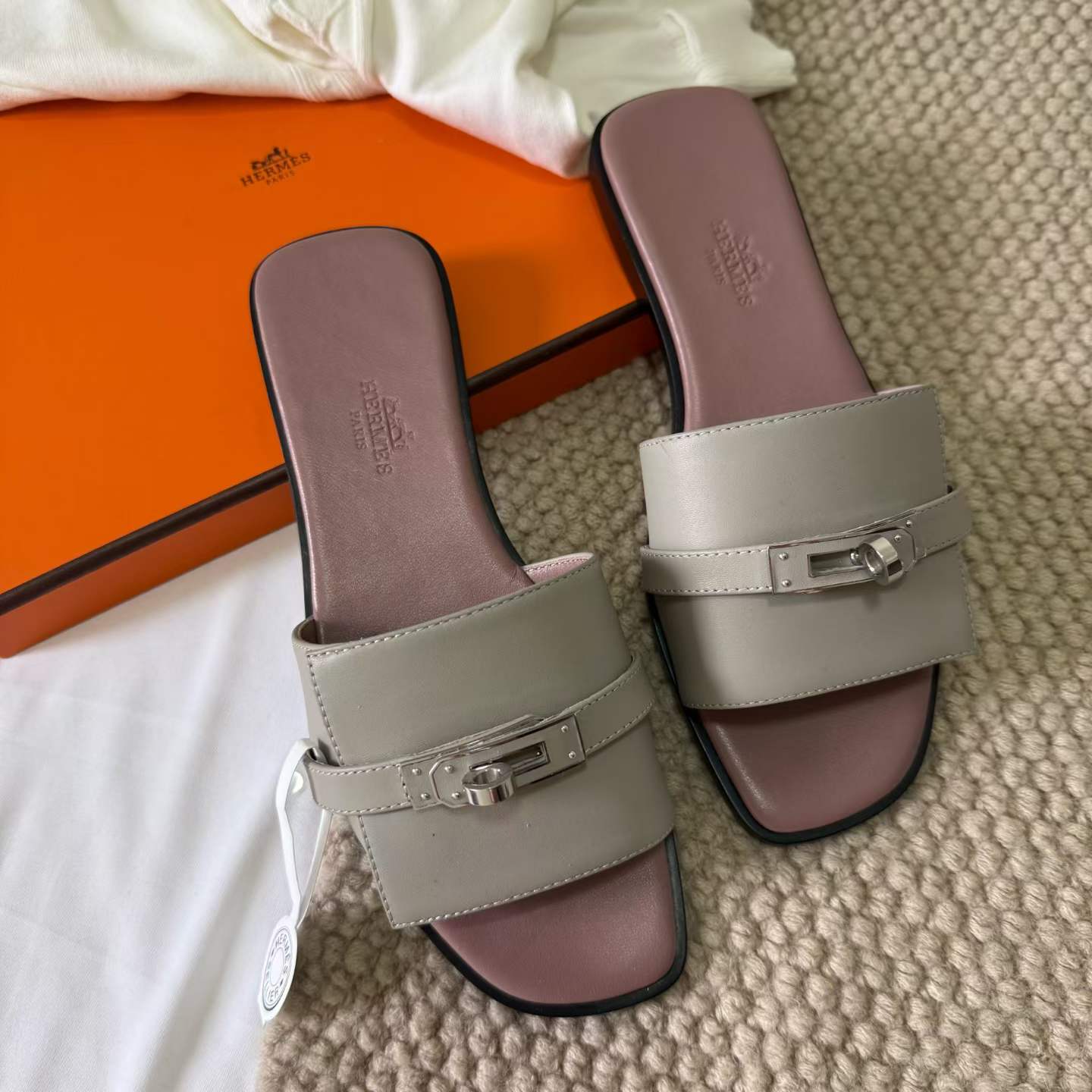 Hermès GIULIA Slippers view 12