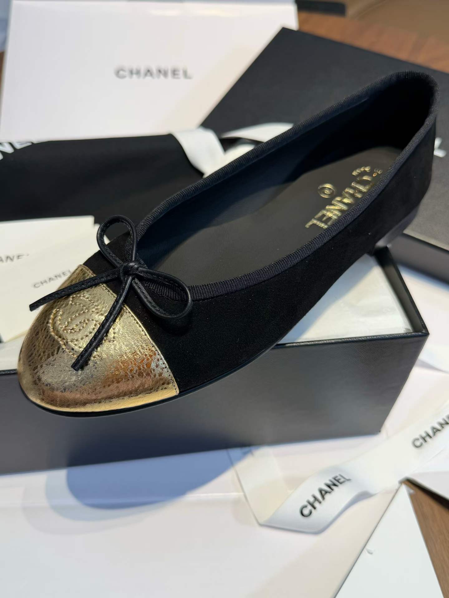 Chanel Ballet shoes view 3