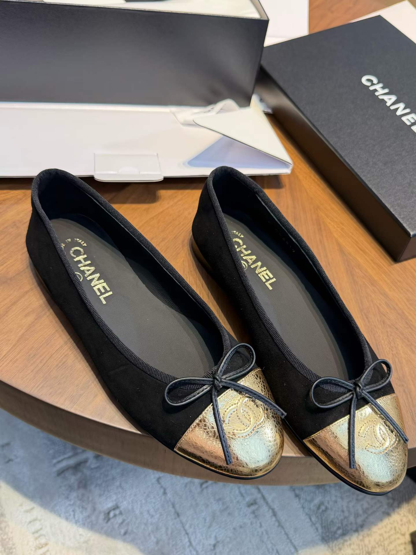 Chanel Ballet shoes view 7