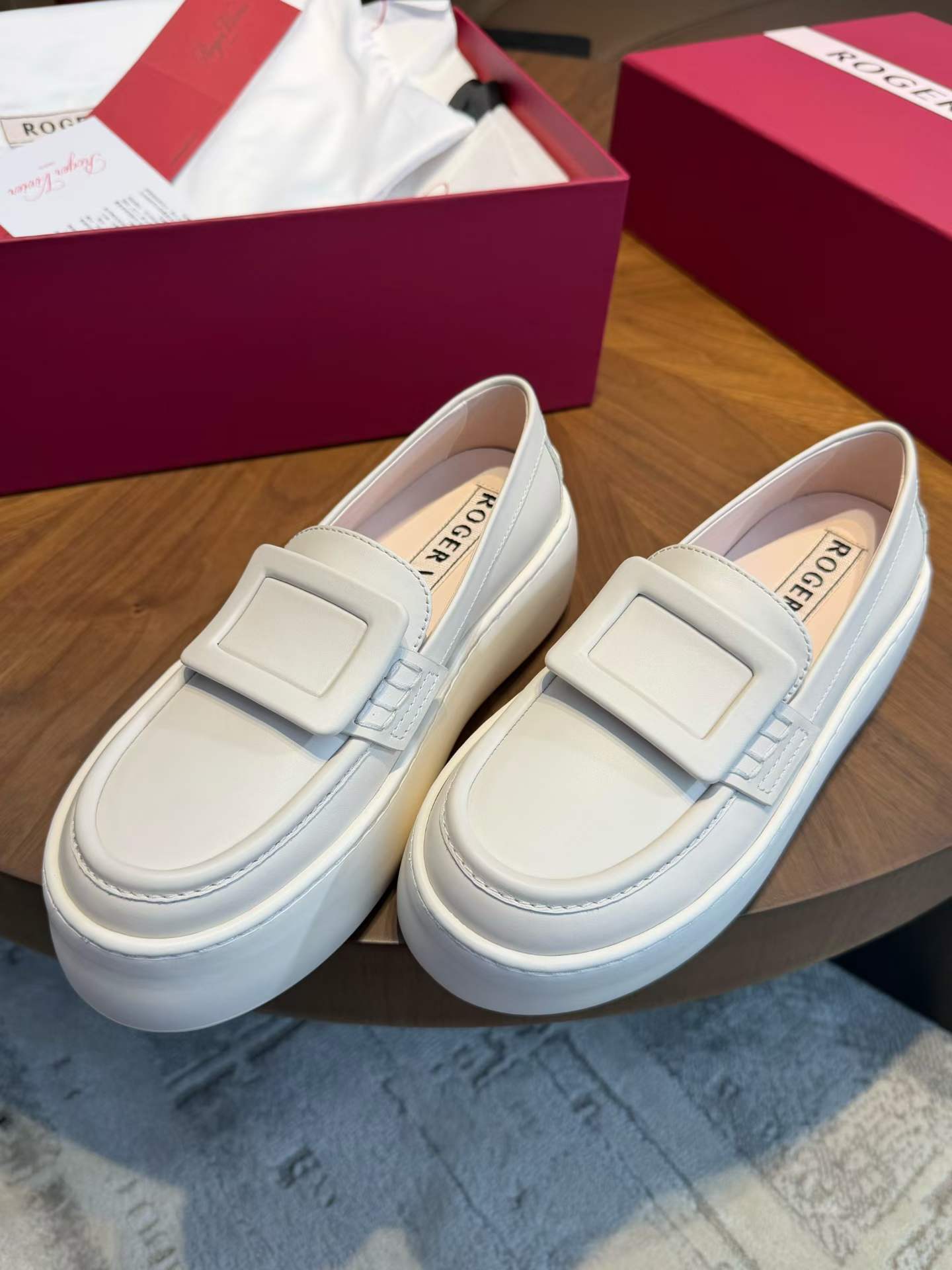 Roger Vivier Platform loafers view 7