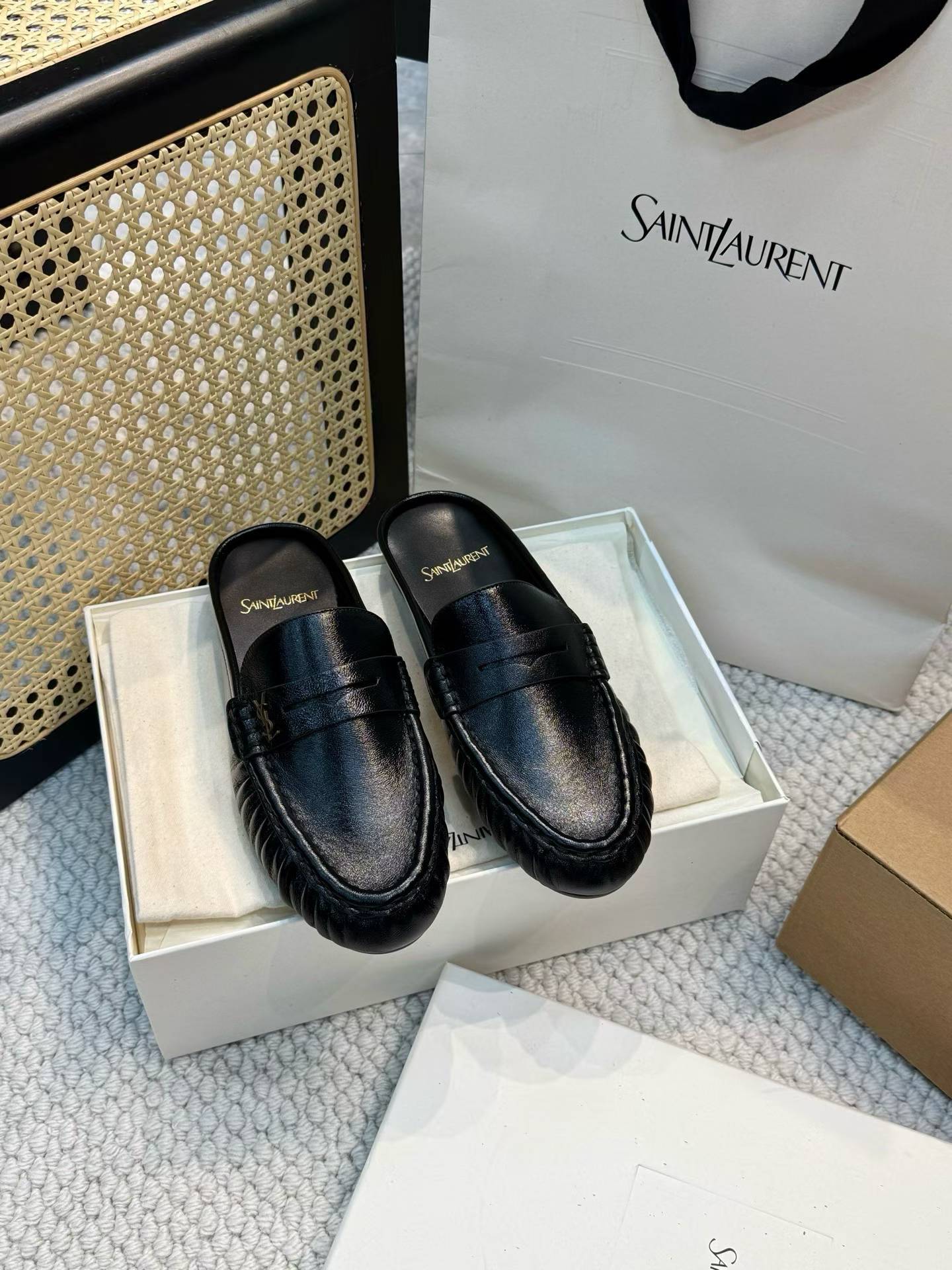 Saint Laurent Flat-bottomed Muller shoes view 1