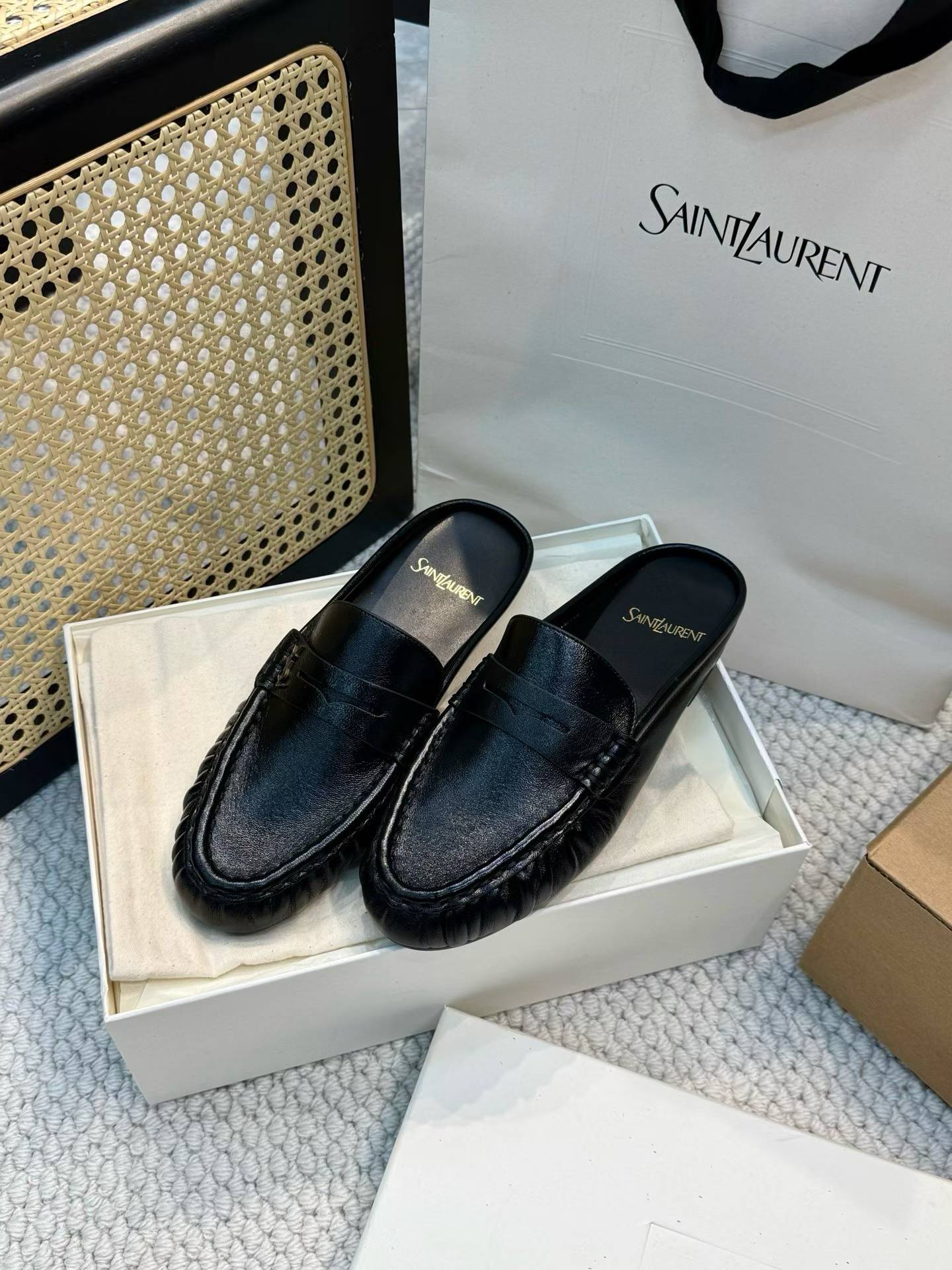 Saint Laurent Flat-bottomed Muller shoes view 2