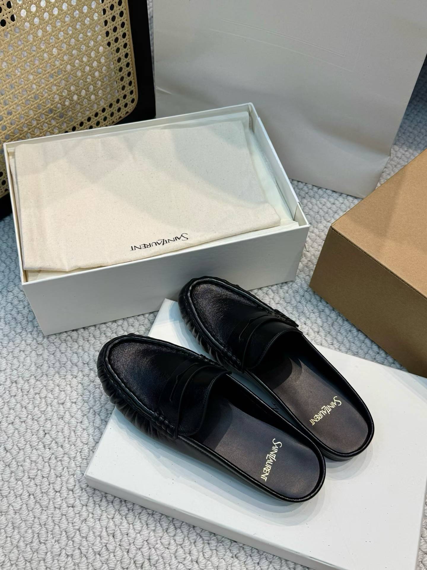 Saint Laurent Flat-bottomed Muller shoes view 6