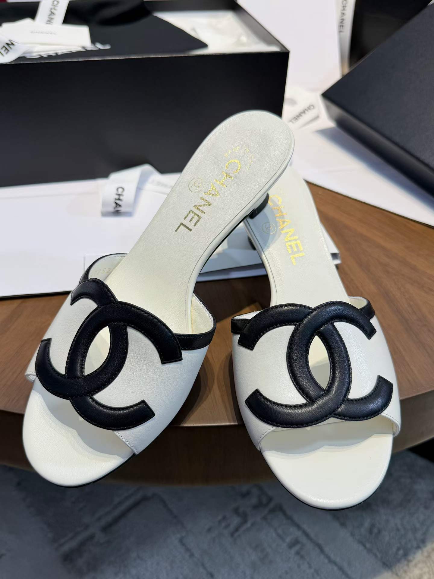 Chanel Slippers view 15