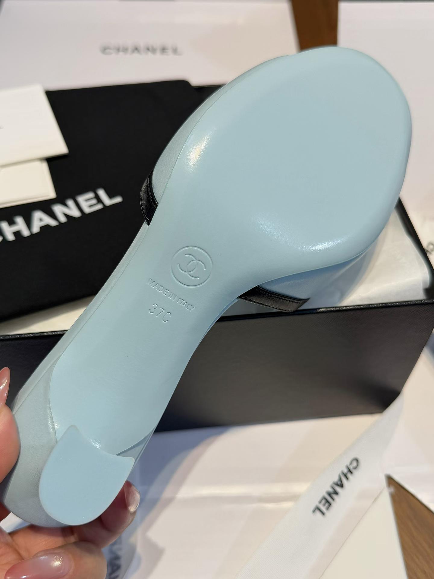 Chanel Slippers view 8