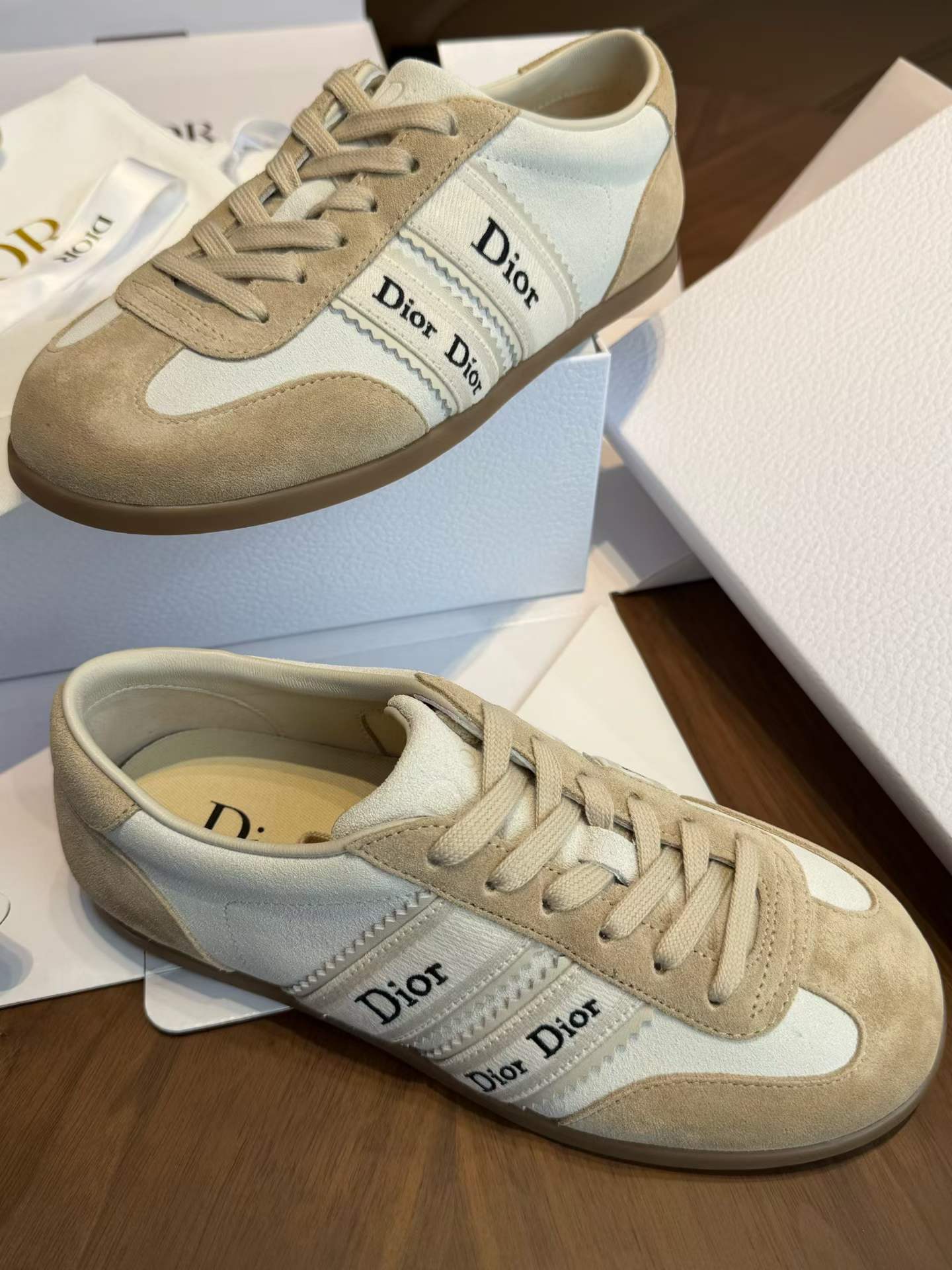 Dior Retro sneakers view 3