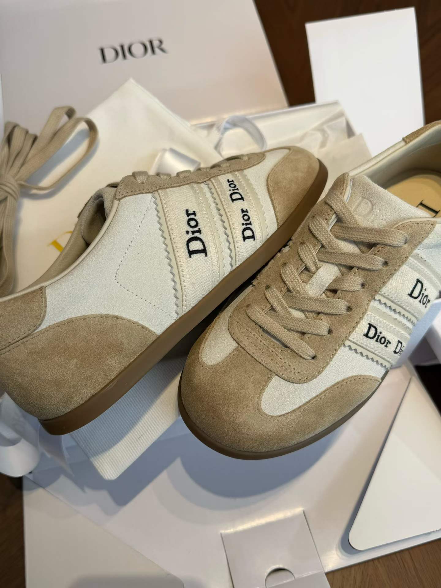Dior Retro sneakers view 4