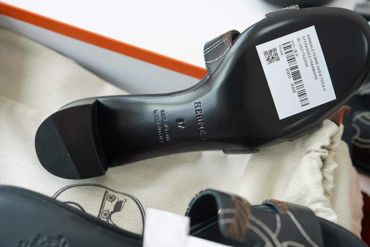 Hermès Slippers view 6