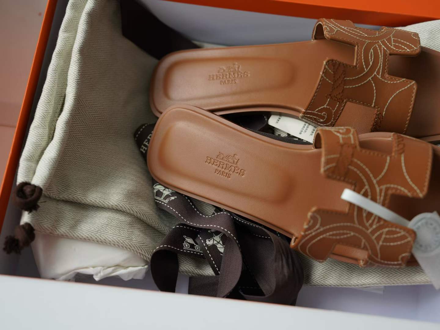 Hermès Slippers view 4