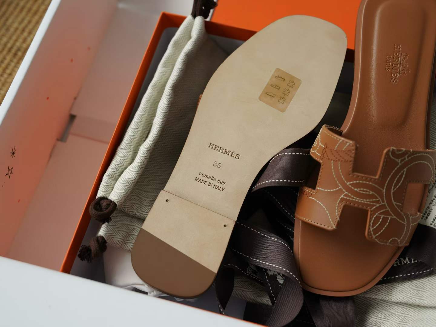 Hermès Slippers view 6