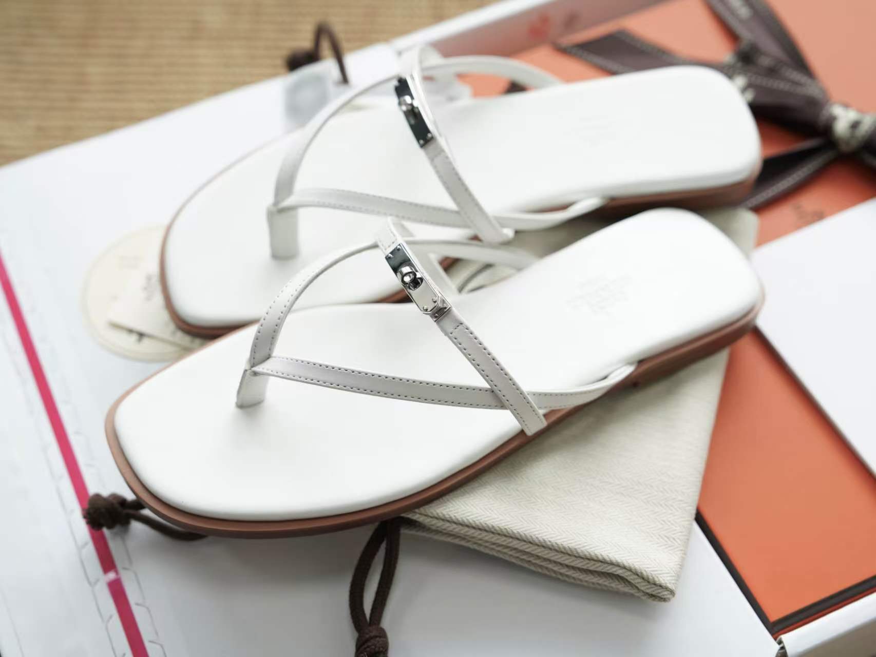 Hermès Slippers view 16