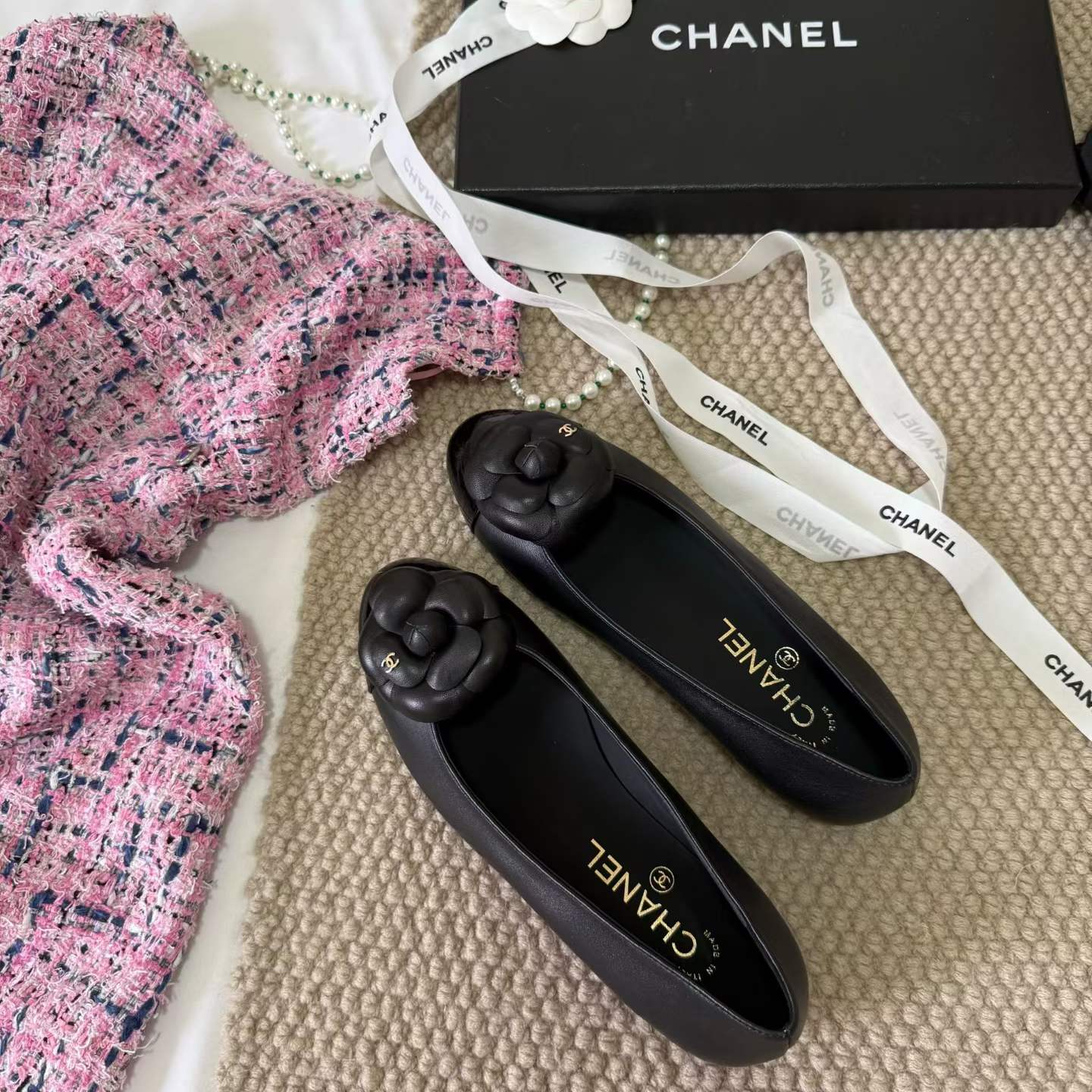 Chanel Flat shoes view 3