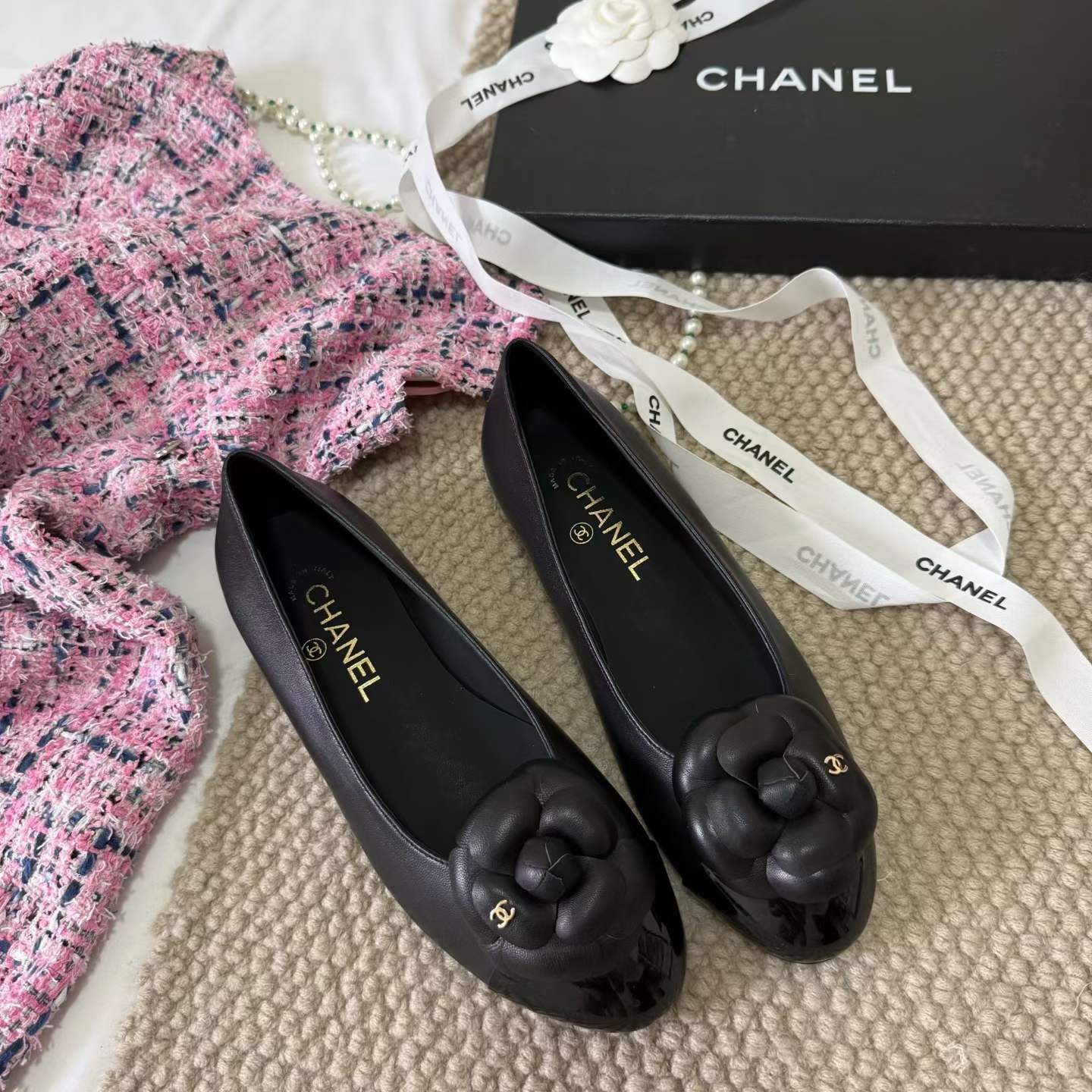 Chanel Flat shoes view 4