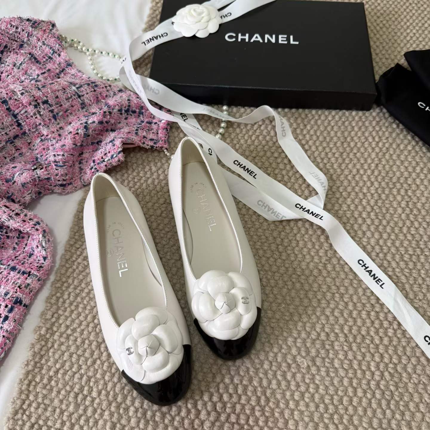 Chanel Flat shoes view 9