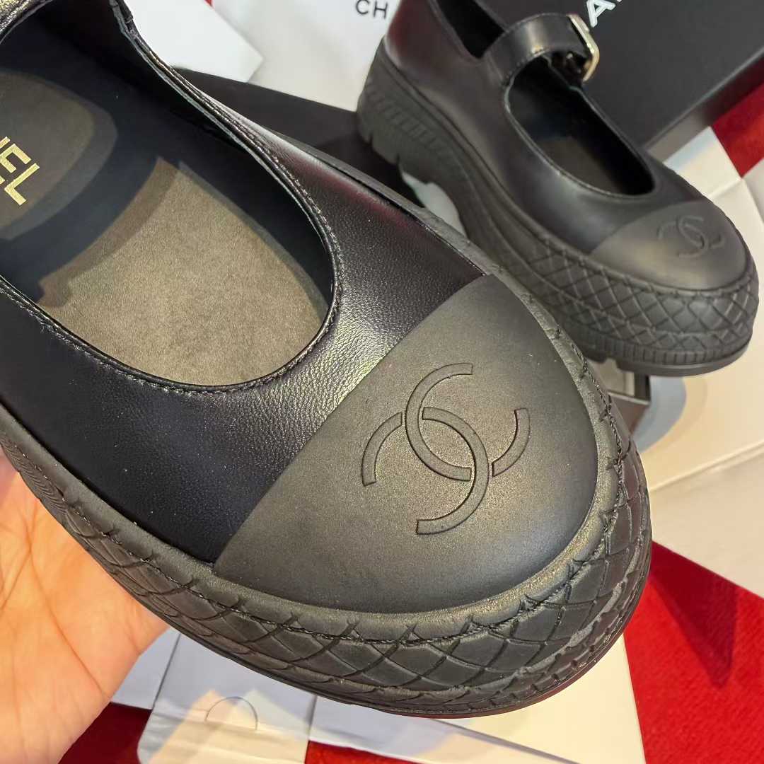Chanel Thick-soled Mary Jane shoes view 8