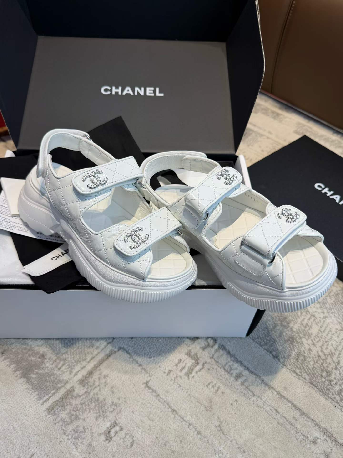 Chanel Platform sandals view 11
