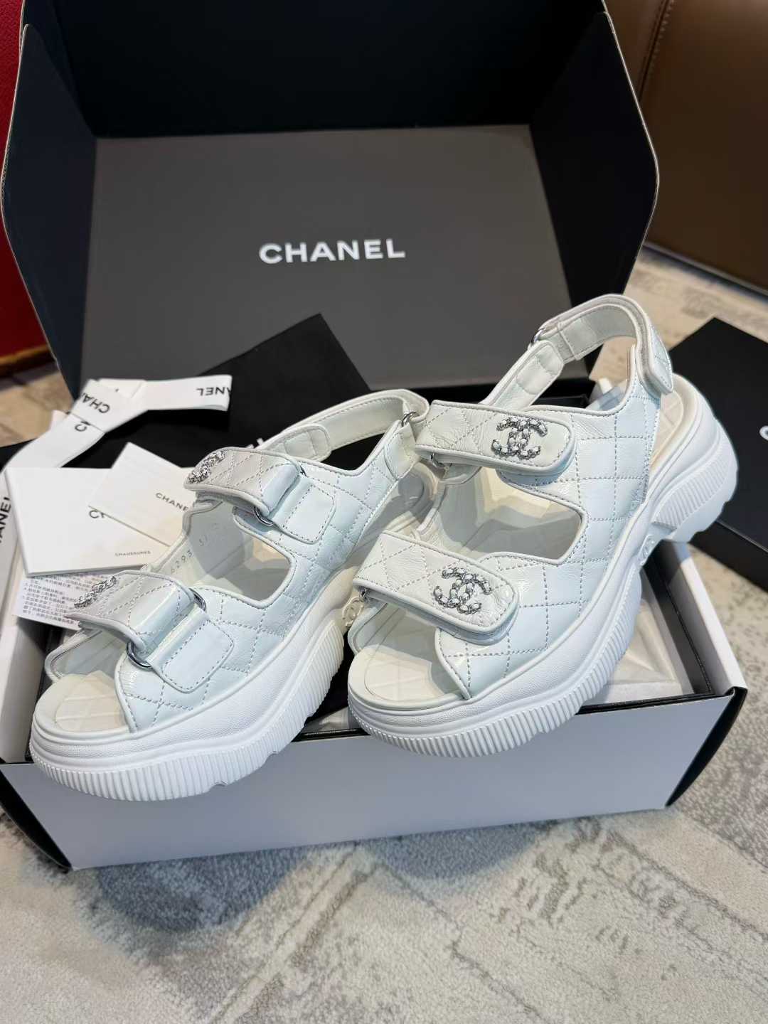 Chanel Platform sandals view 12