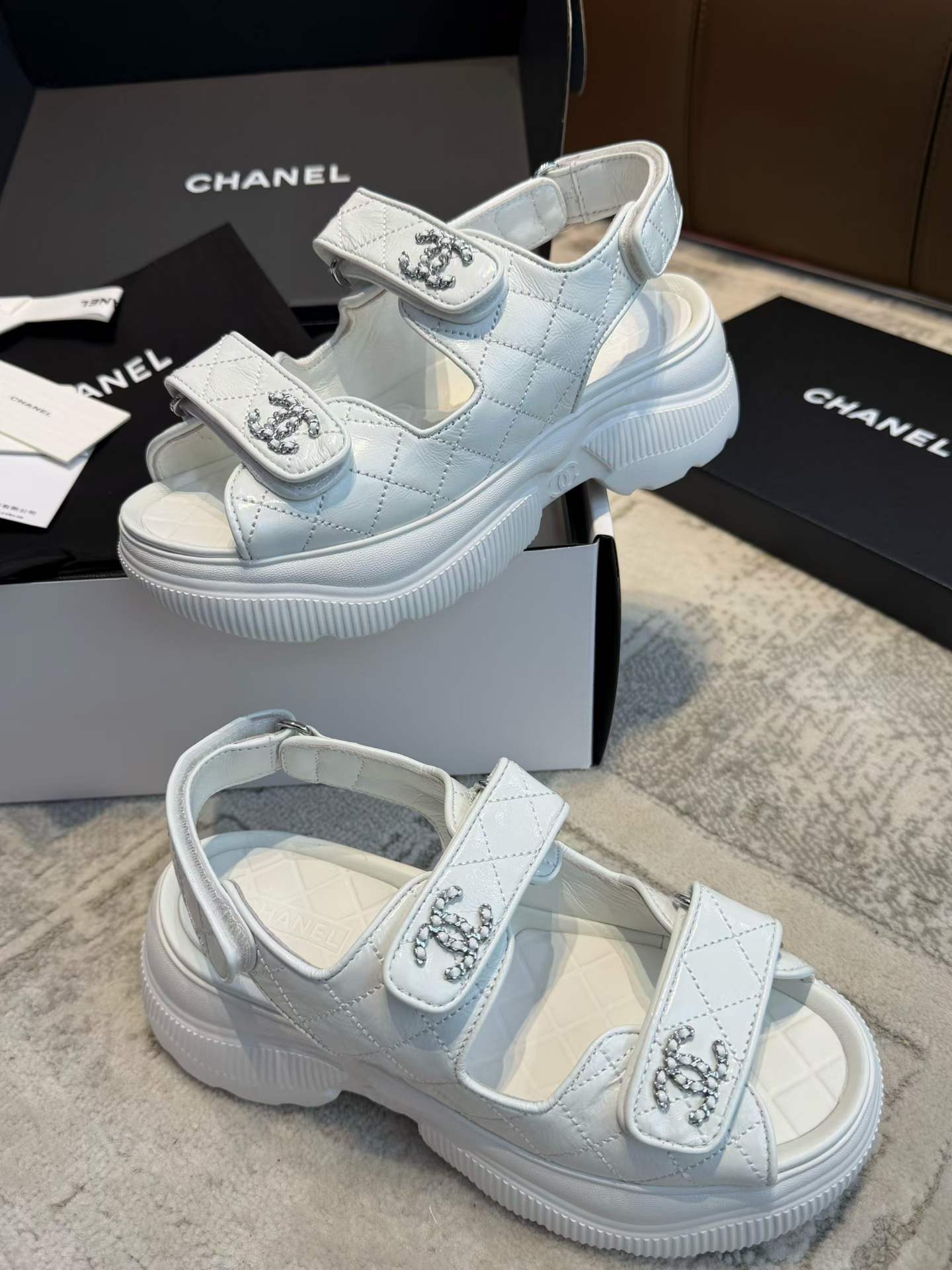 Chanel Platform sandals view 13