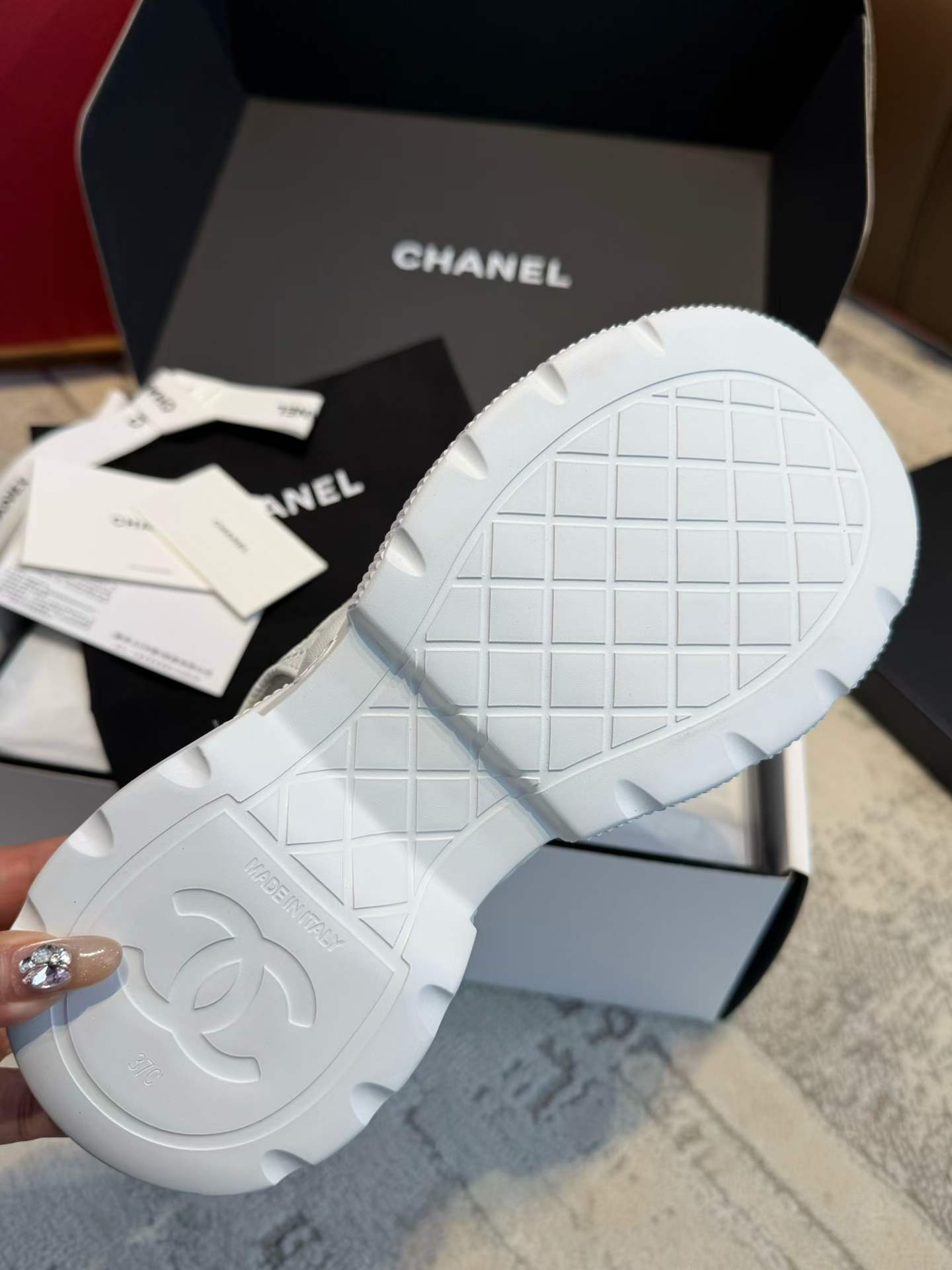 Chanel Platform sandals view 18