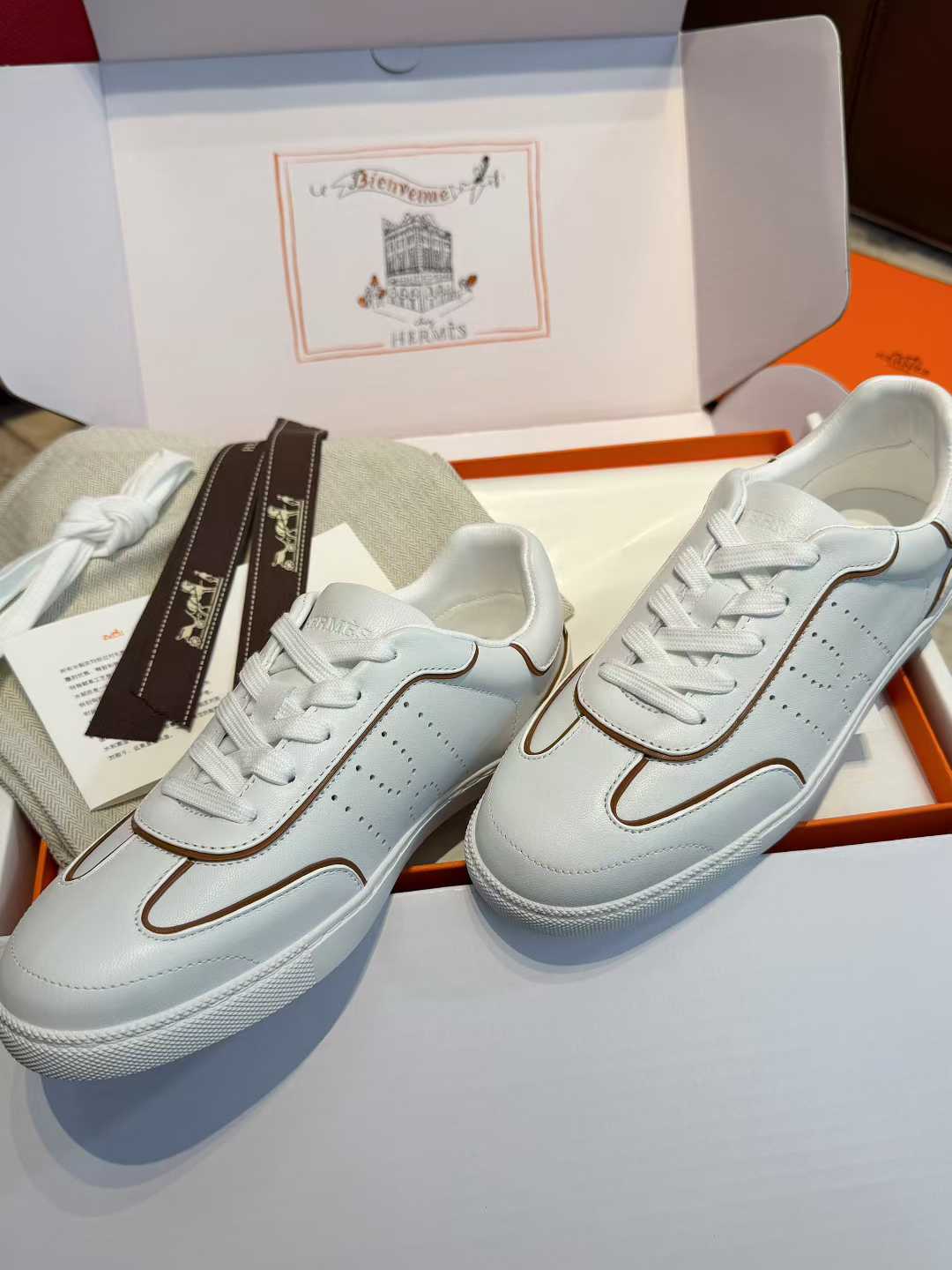 Hermès Sneakers view 15