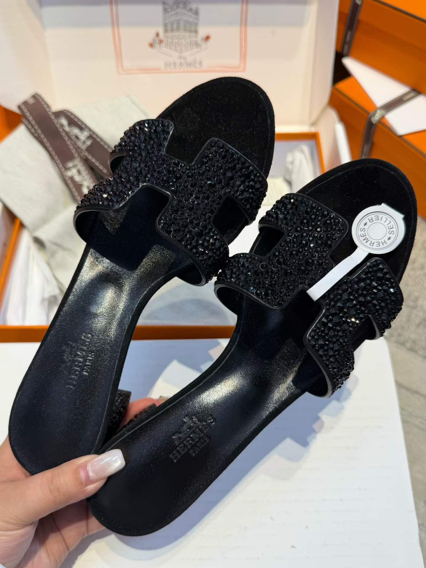 Hermès Slippers view 1