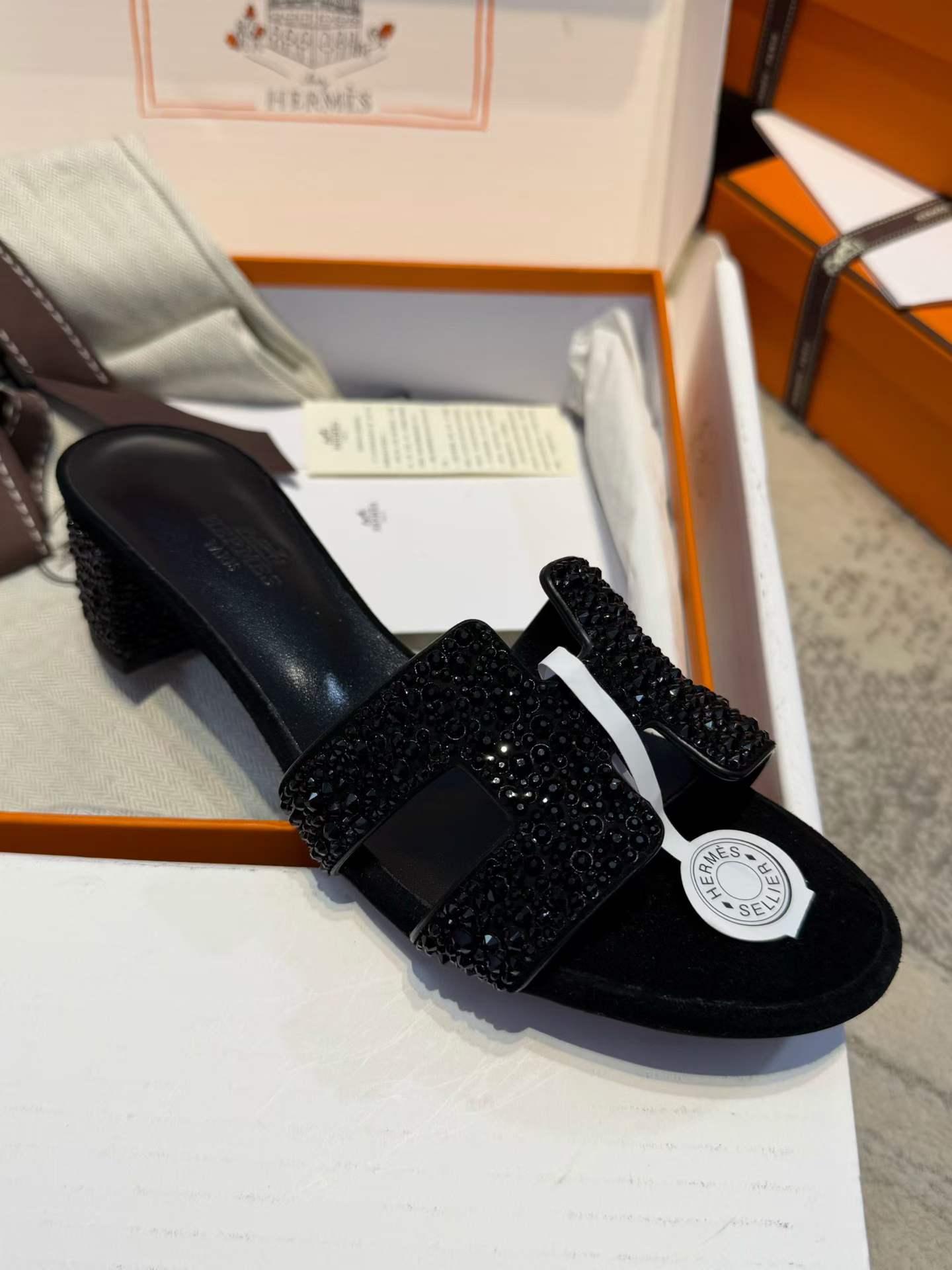 Hermès Slippers view 5