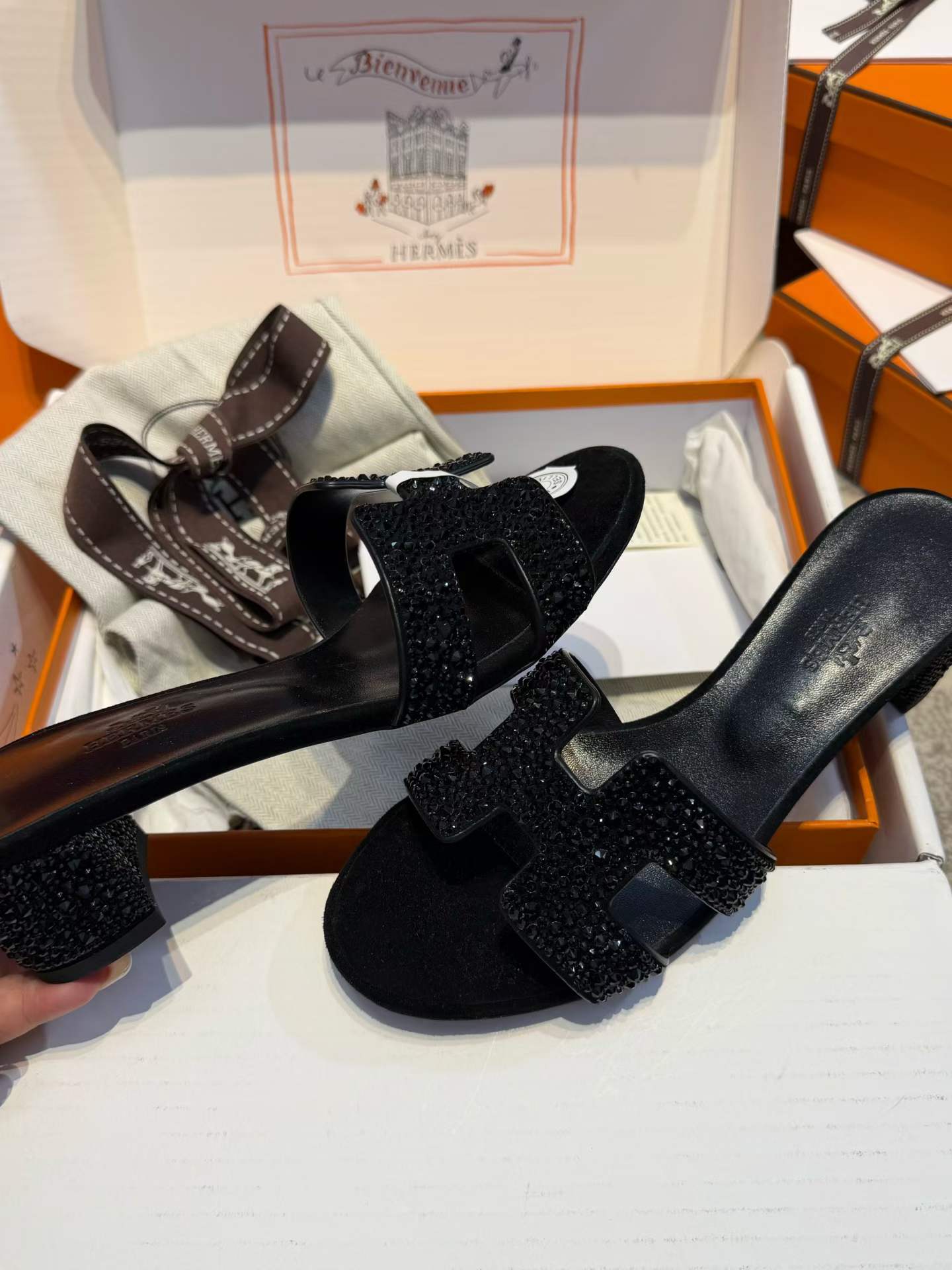 Hermès Slippers view 7
