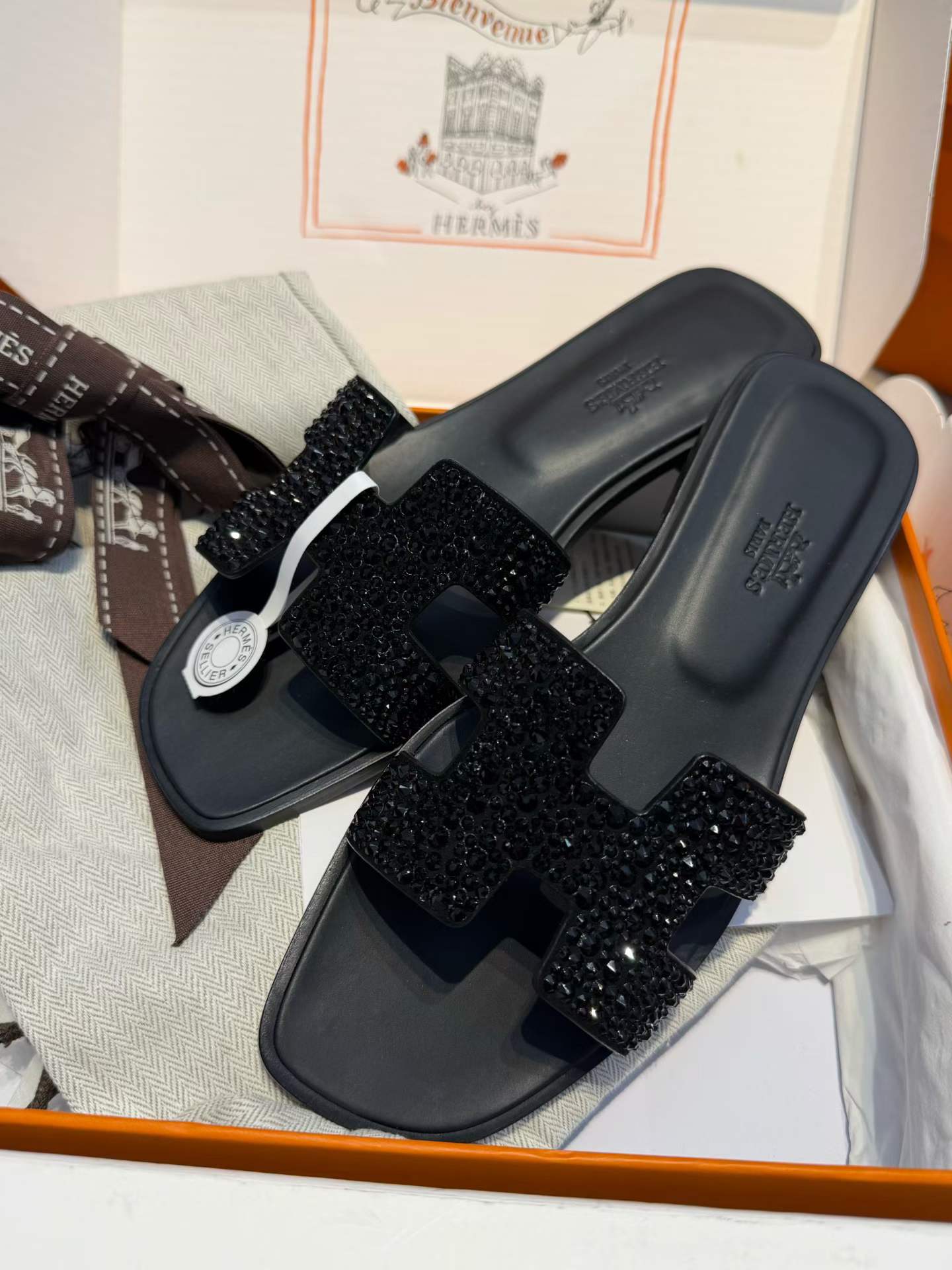 Hermès Slippers view 5