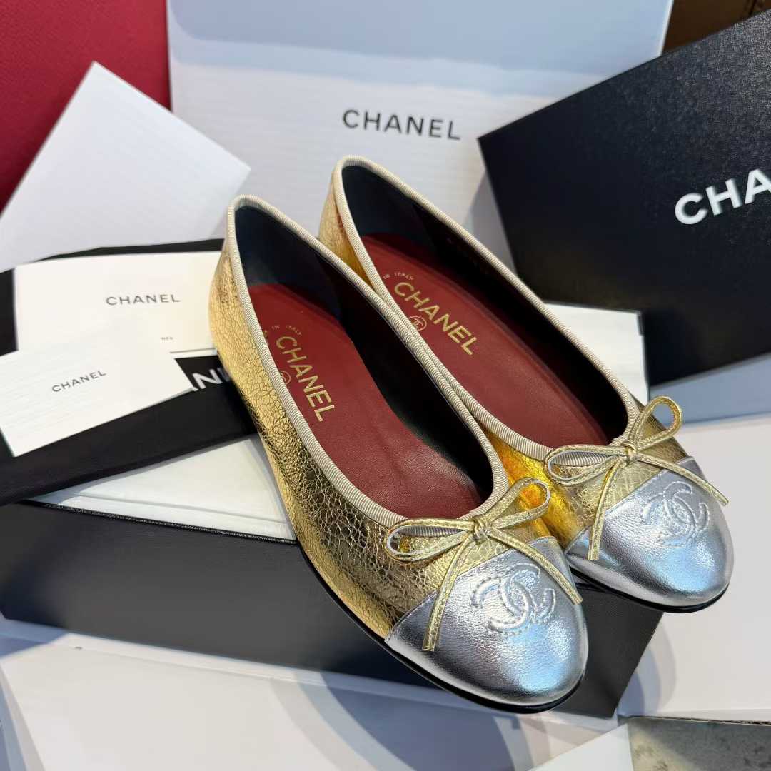 Chanel Ballet shoes view 3