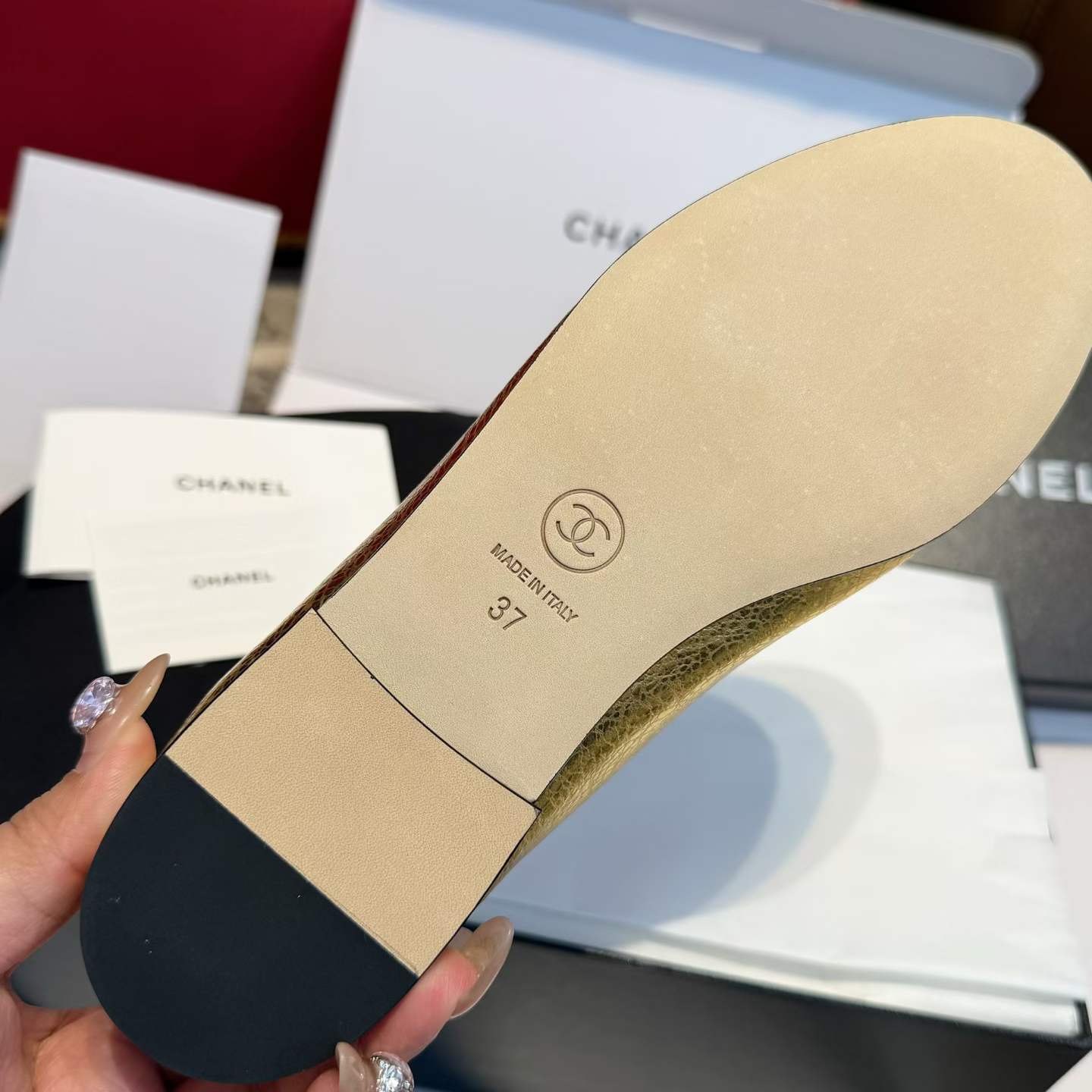 Chanel Ballet shoes view 9