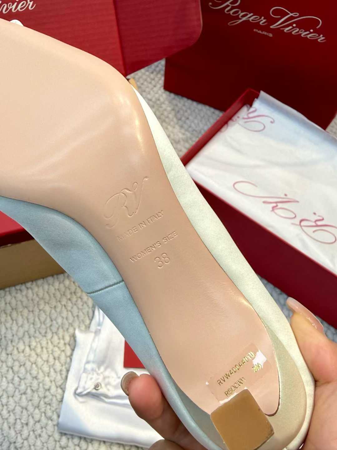 Roger Vivier High heels view 13