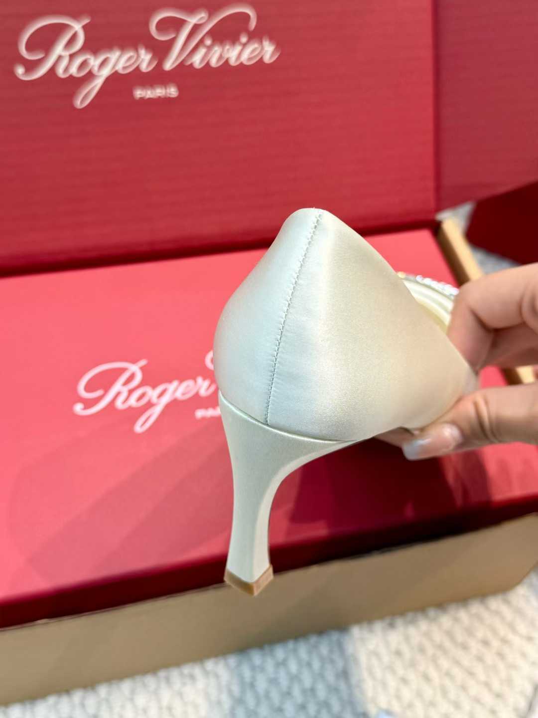 Roger Vivier High heels view 16