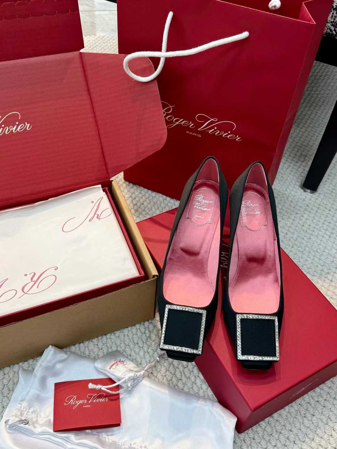 Roger Vivier High heels view 3